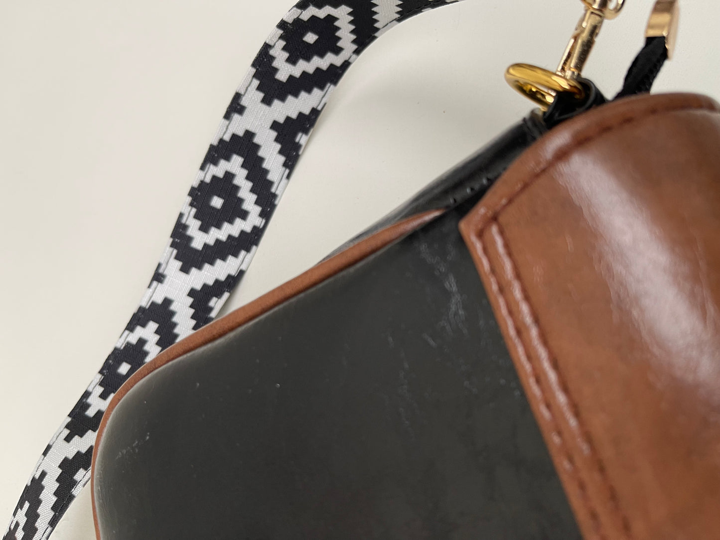 Colourblock Crossbody