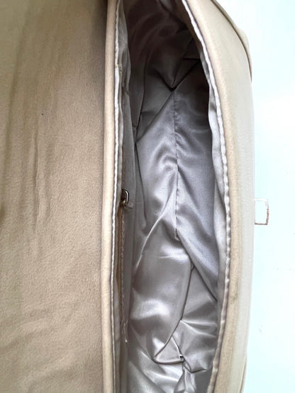 East - West Shoulder Bag