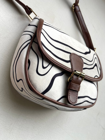 Monochrome Wave Saddlebag